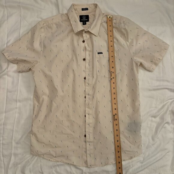 Volcom Men’s Short Sleeved, Button Down Shirt, Cream, Size Medium - Picture 4 of 8